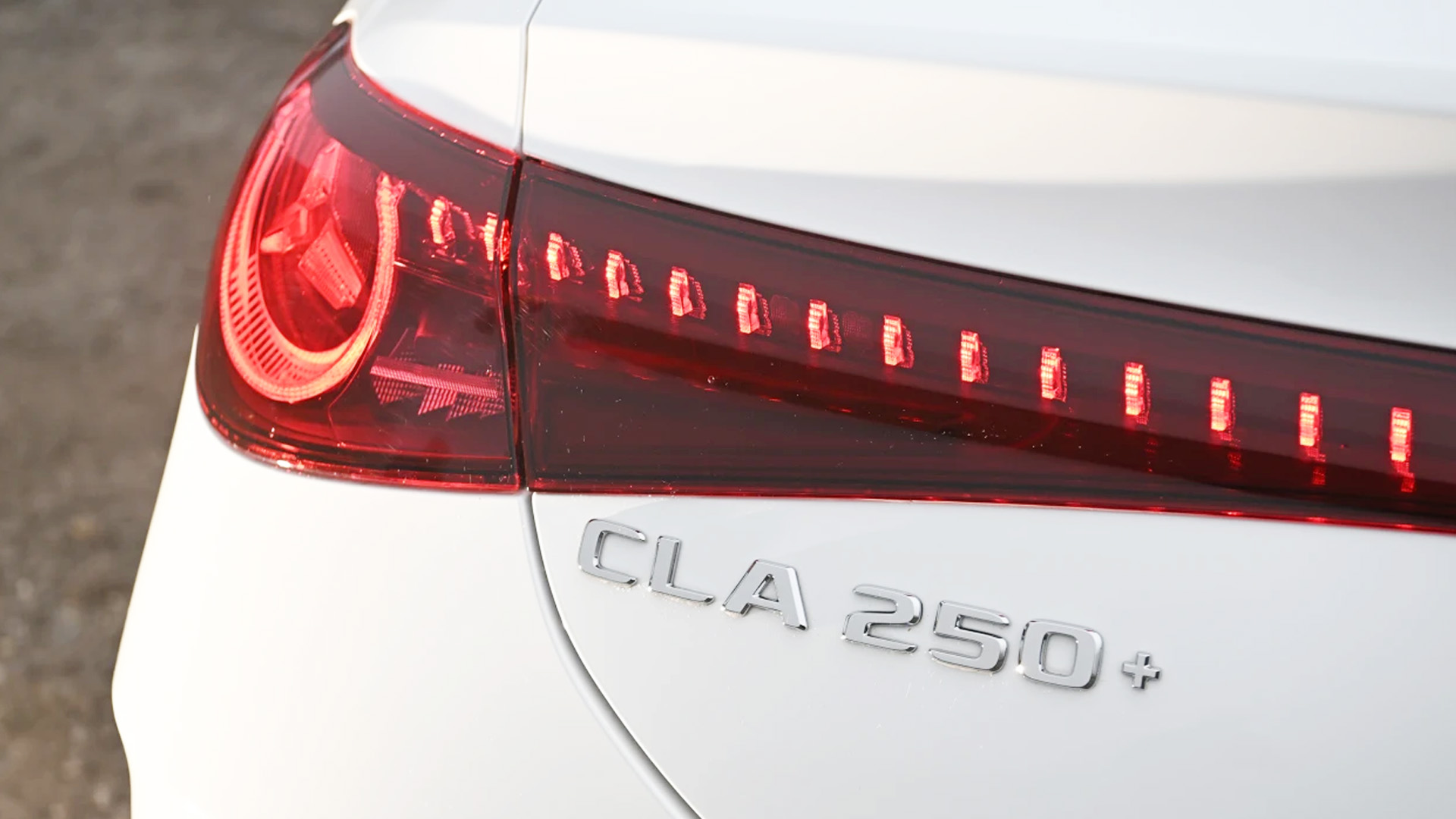 Οδηγούμε τη νέα Mercedes-Benz CLA στην ηλεκτρική και υβριδική εκδοχή της