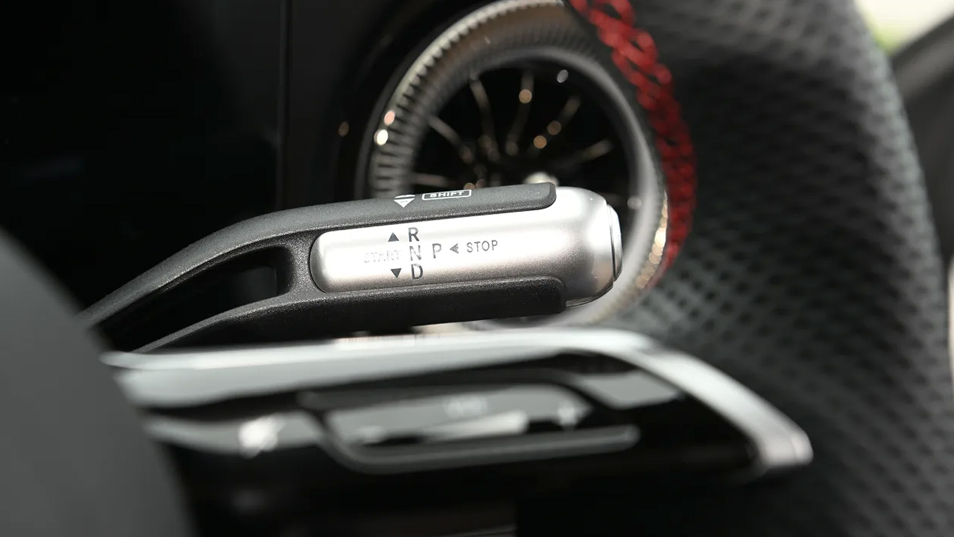 Οδηγούμε τη νέα Mercedes-Benz CLA στην ηλεκτρική και υβριδική εκδοχή της