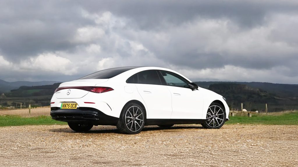 Οδηγούμε τη νέα Mercedes-Benz CLA στην ηλεκτρική και υβριδική εκδοχή της