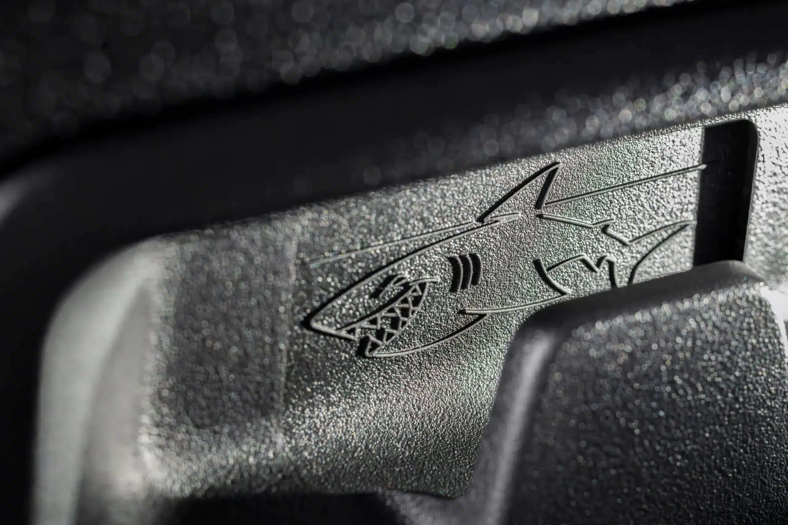 Βρείτε τους καρχαρίες στο νέο Opel Astra