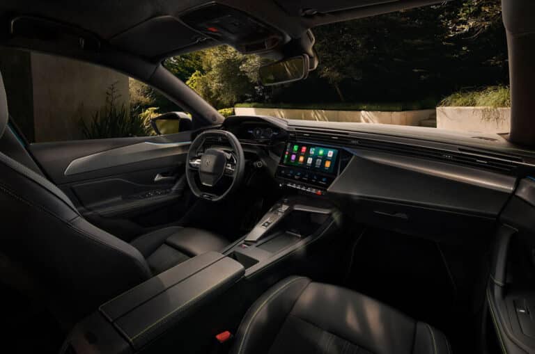 Πάτησε Ελλάδα το αναβαθμισμένο Peugeot 308 - Τιμές