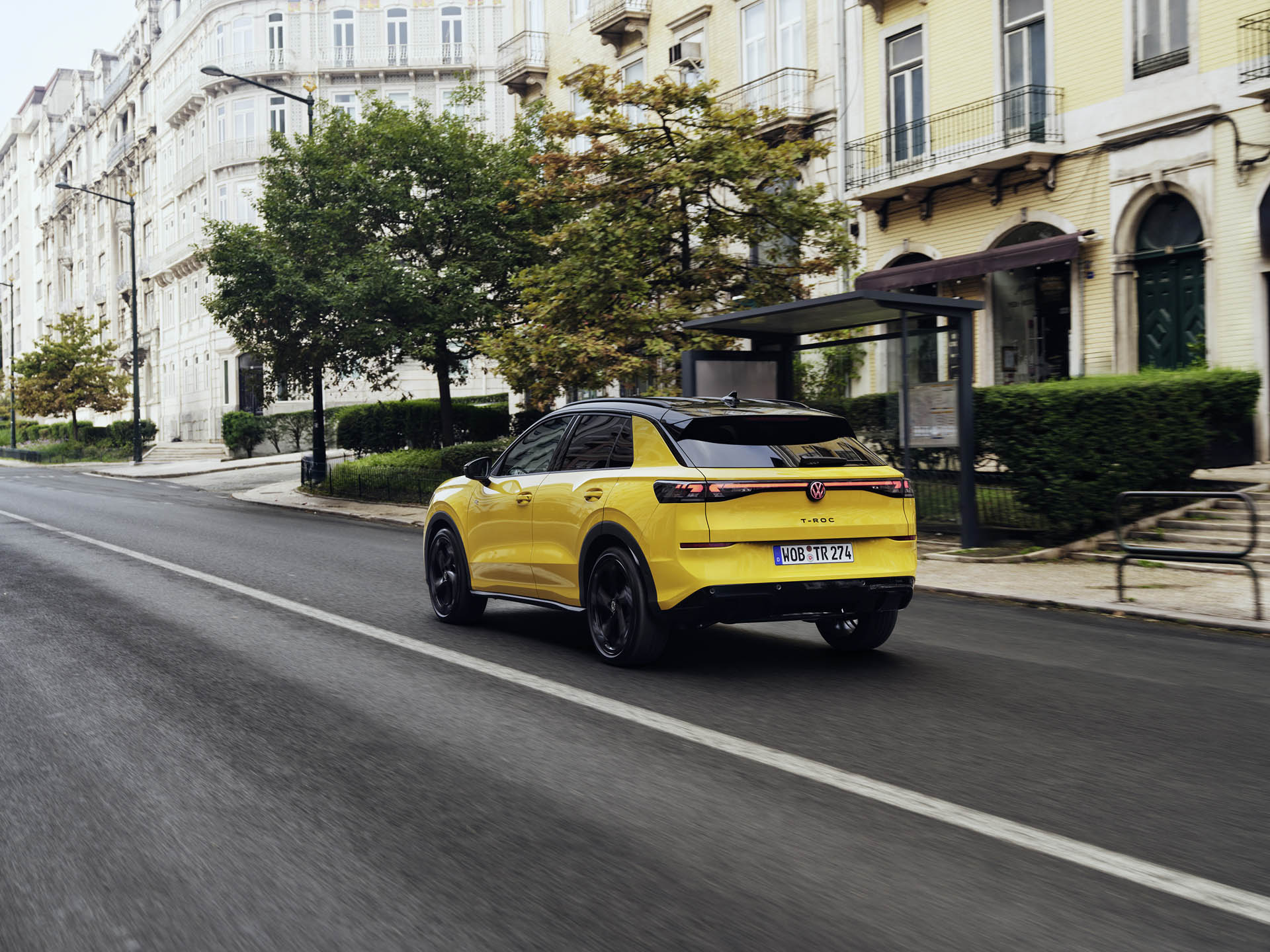 Νέο Volkswagen T-Roc: Η δεύτερη γενιά είναι διαθέσιμη με περισσότερη τεχνολογία και χώρους - motorone.gr