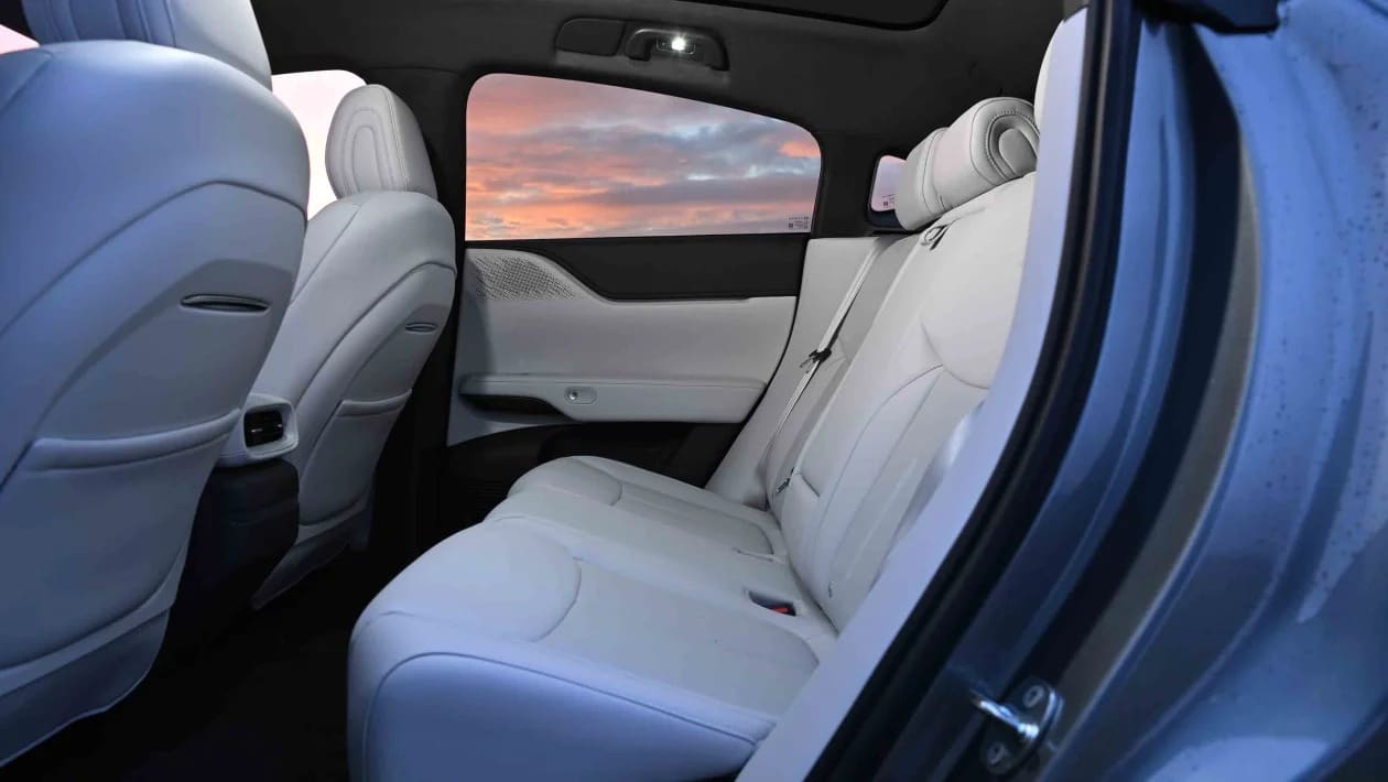 XPeng G6: Το SUV που κάνει τα Tesla να κοιτάζουν… την πρίζα