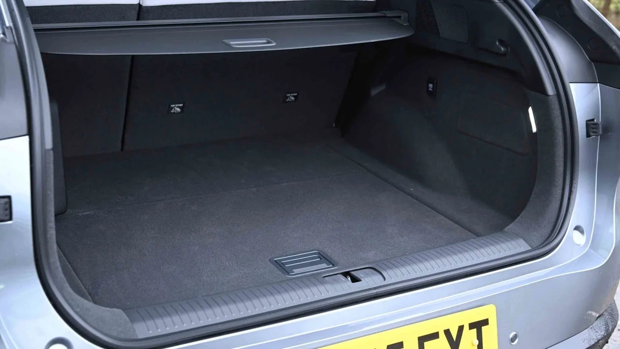 XPeng G6: Το SUV που κάνει τα Tesla να κοιτάζουν… την πρίζα