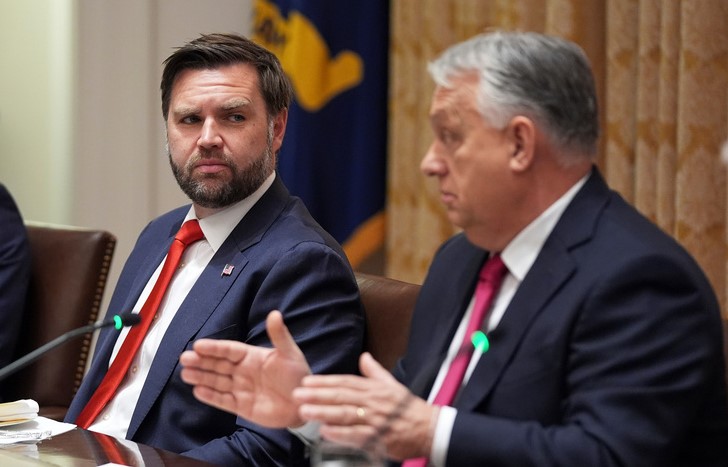 Επίσκεψη Τζέι Ντι Βανς στην Ουγγαρία προς στήριξη του Όρμπαν λίγο πριν τις αμφίρροπες εκλογές