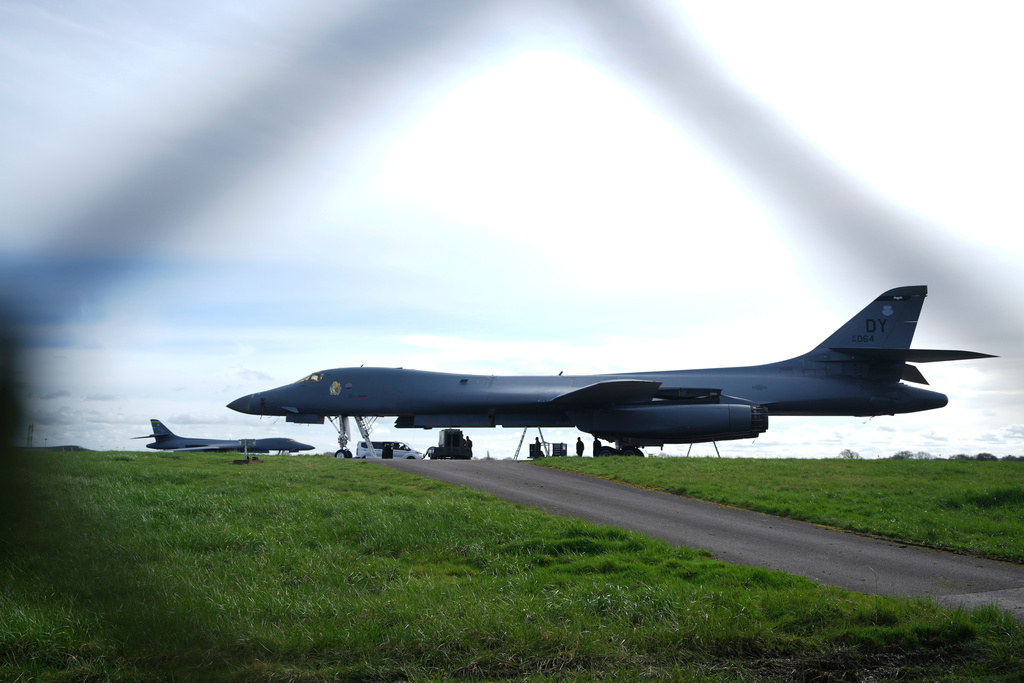 Βρετανία: Αμερικανικά βομβαρδιστικά απογειώθηκαν από τη βάση Φέρφορντ για επιχειρήσεις εναντίον ιρανικών στόχων