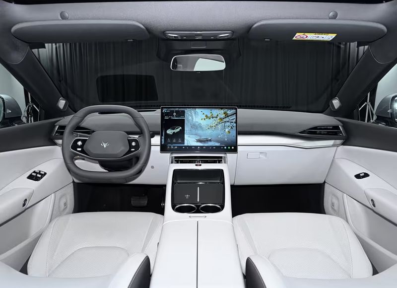 Ο νέος αντίπαλος του Tesla Model 3 έχει αυτονομία 700 Km και τιμή που ξεκινά από €13.000