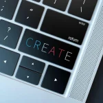 Οι εταιρείες τεχνολογίας αναπτύσσουν ολοένα και πιο καθηλωτικά γραφικά και ήχο για να κρατούν τους παίκτες online slots αφοσιωμένους για μεγαλύτερο χρονικό διάστημα