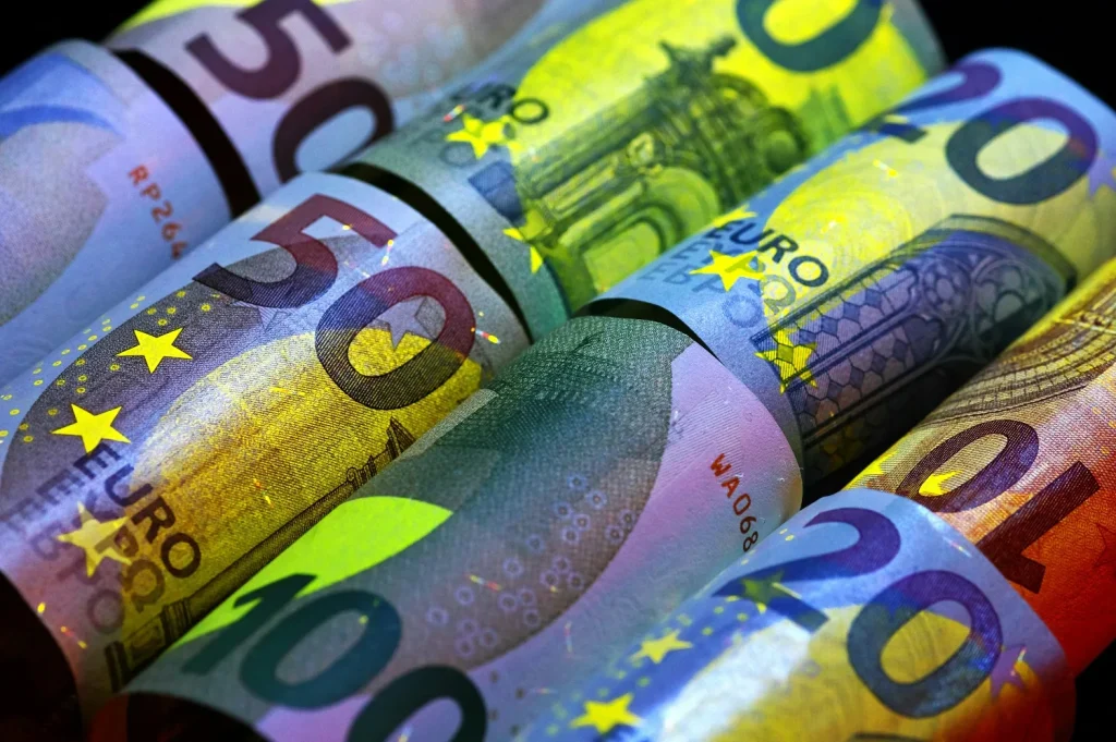 Κατώτατος μισθός: Τα νέα ποσά στα επιδόματα της ΔΥΠΑ