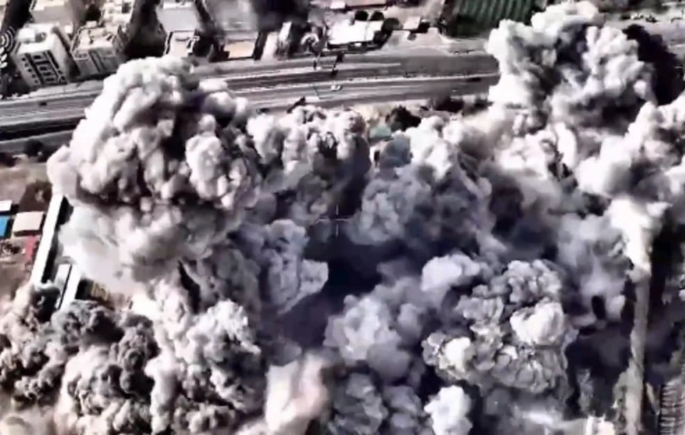 Πώς οι Αμερικανοί και οι Ισραηλινοί οργάνωσαν το χτύπημα κατά του Χαμενεΐ – Η CIA τον παρακολουθούσε επί μήνες – Βίντεο ντοκουμέντο