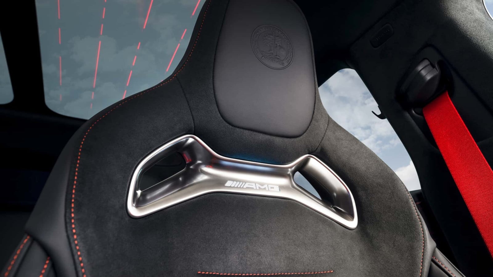 Η Mercedes-AMG αποκαλύπτει το εσωτερικό της 4-θυρης ηλεκτρικής GT Coupe