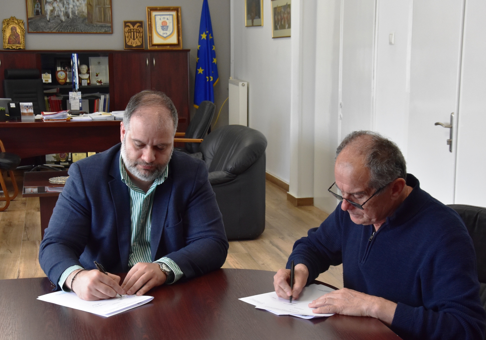 Υπογραφή σύμβασης για την ανάδειξη και βελτίωση των μονοπατιών του Δήμου Νάουσας