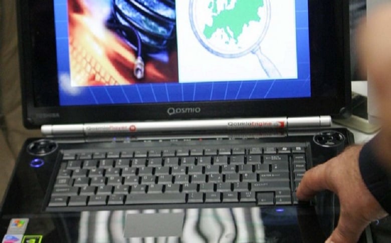 Φρίκη στην Αχαΐα: Συνελήφθη 82χρονος για πορνογραφία ανηλίκων – Είχε και γυμνές φωτογραφίες των εγγονιών του