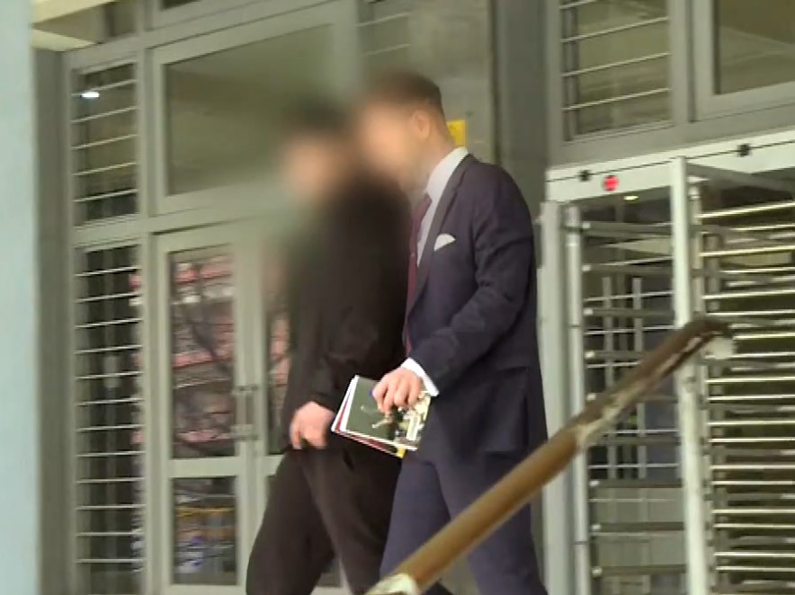 Θεσσαλονίκη: Έφοδος της ΕΛ.ΑΣ. στα γραφεία συνδέσμου οπαδών-Ελεύθερος μετά την απολογία του ο 19χρονος