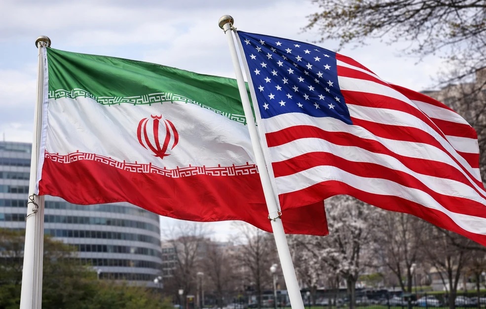 Το Ιράν «δεν έχει πρόθεση να διαπραγματευτεί», παρά τα όσα λέει ο Τραμπ – «Έτοιμος να εξαπολύσει την κόλαση» ο πρόεδρος των ΗΠΑ