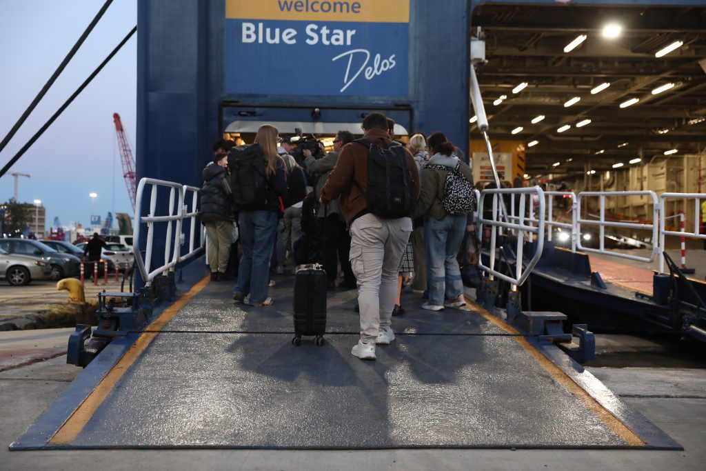 Ξεκινά η έξοδος των εκδρομέων του Πάσχα – «Ταξιδεύουμε με υπευθυνότητα και προσοχή» λέει ο Κικίλιας