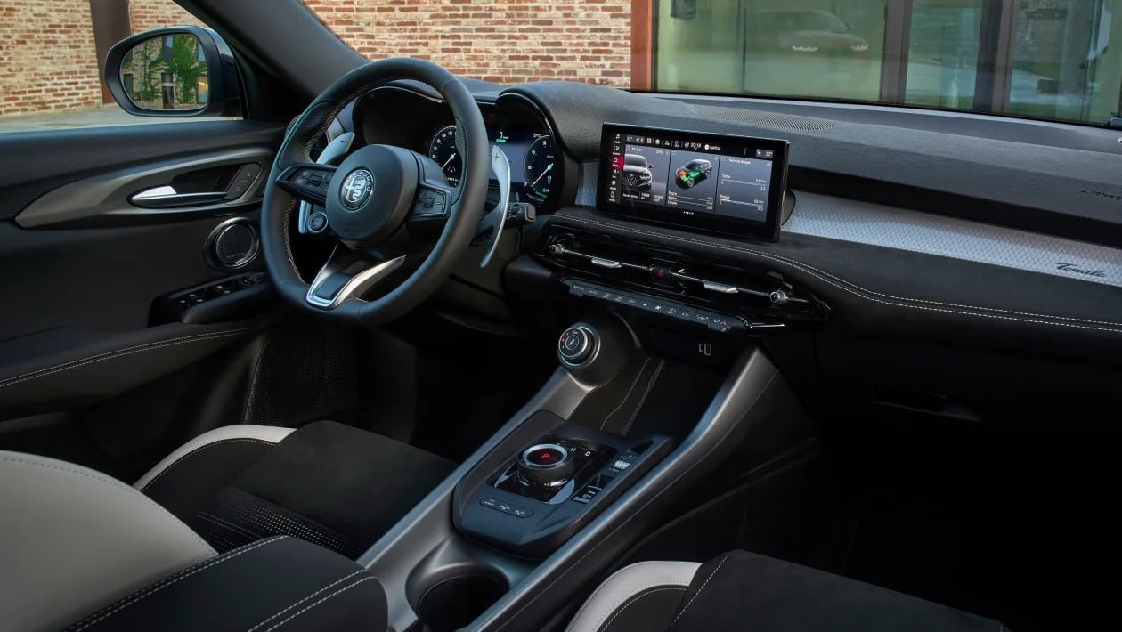 Alfa Romeo Tonale 2026: Πιο φθηνή, πιο επιθετική και πιο premium από ποτέ