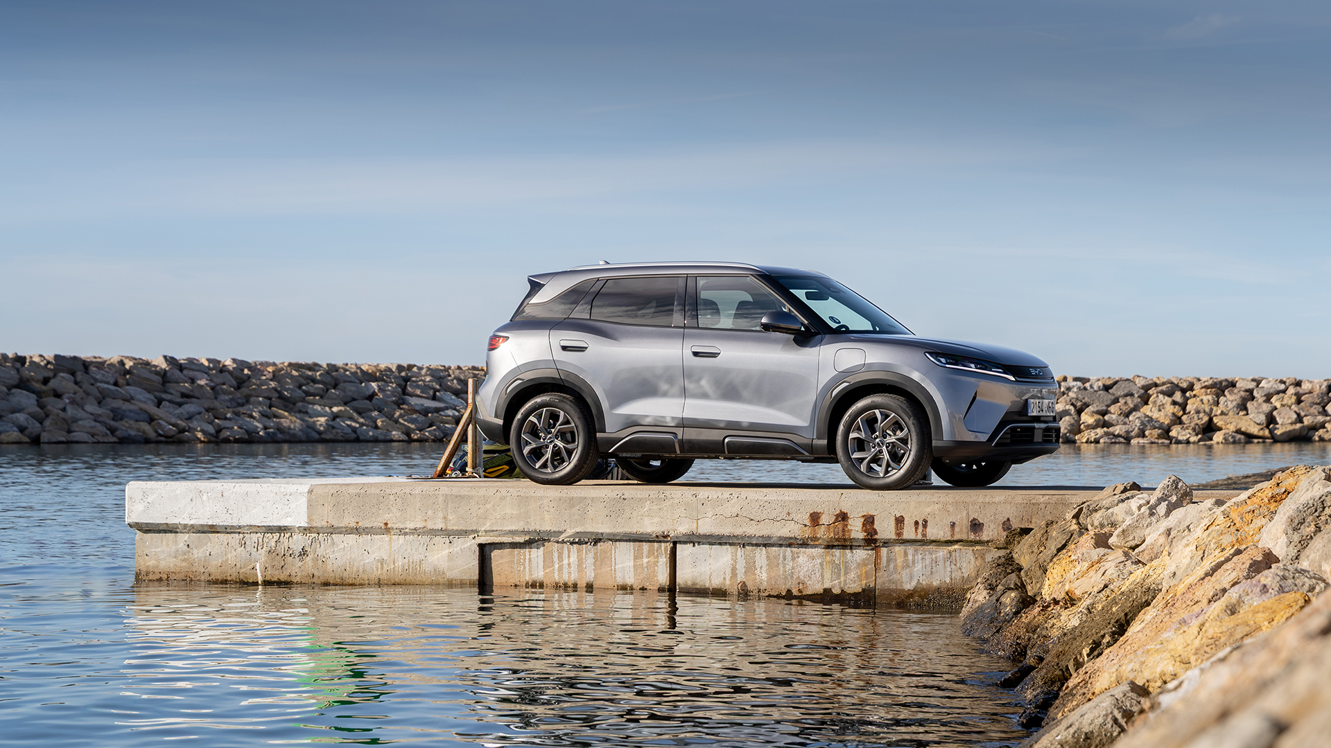 BYD ATTO 2 Comfort Test drive press 1