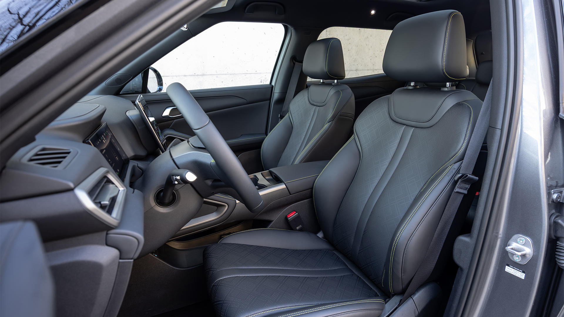 BYD ATTO 2 Comfort Test drive press 23