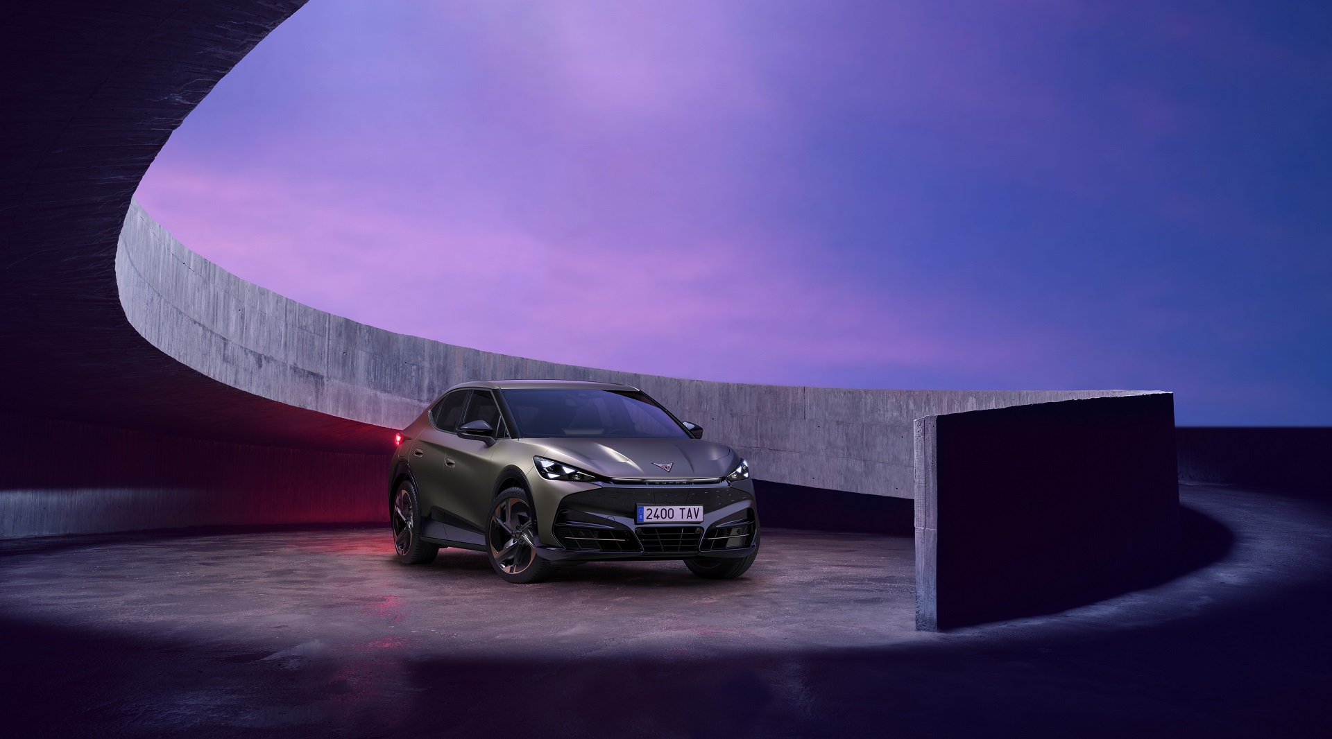 CUPRA Tavascan sharpens its emotional edge with new options and bold details 01 HQ