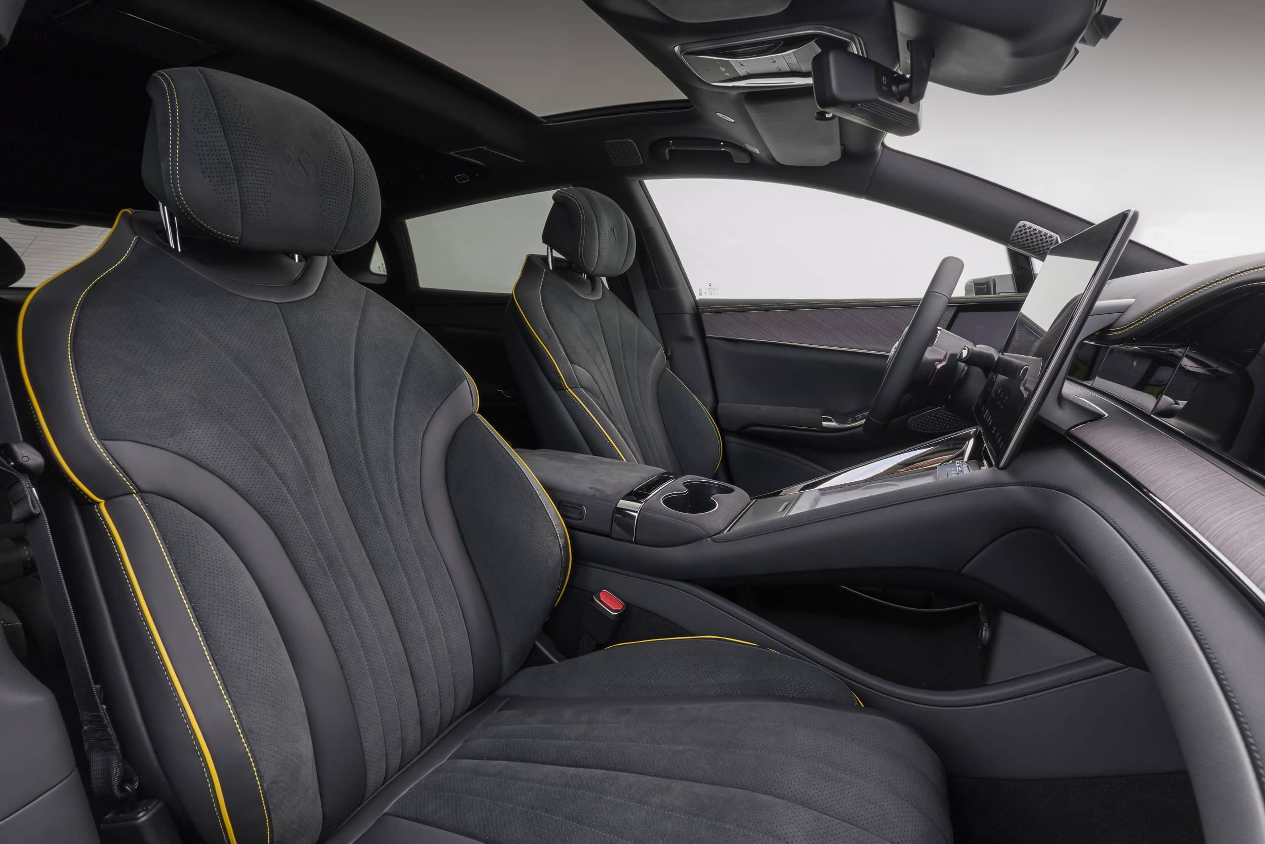 Το shooting brake DENZA Z9GT έρχεται στην Ευρώπ