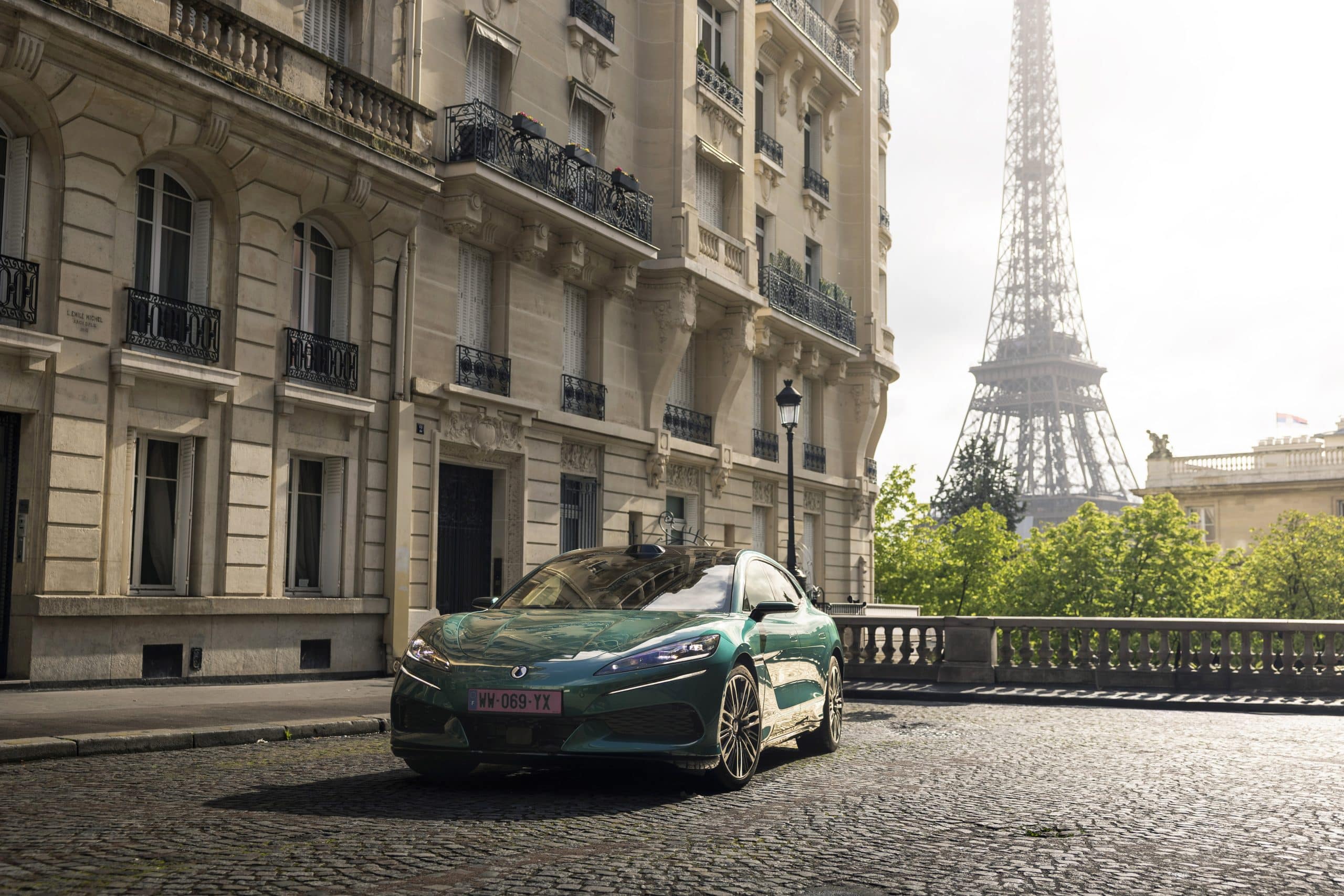 Το shooting brake DENZA Z9GT έρχεται στην Ευρώπ