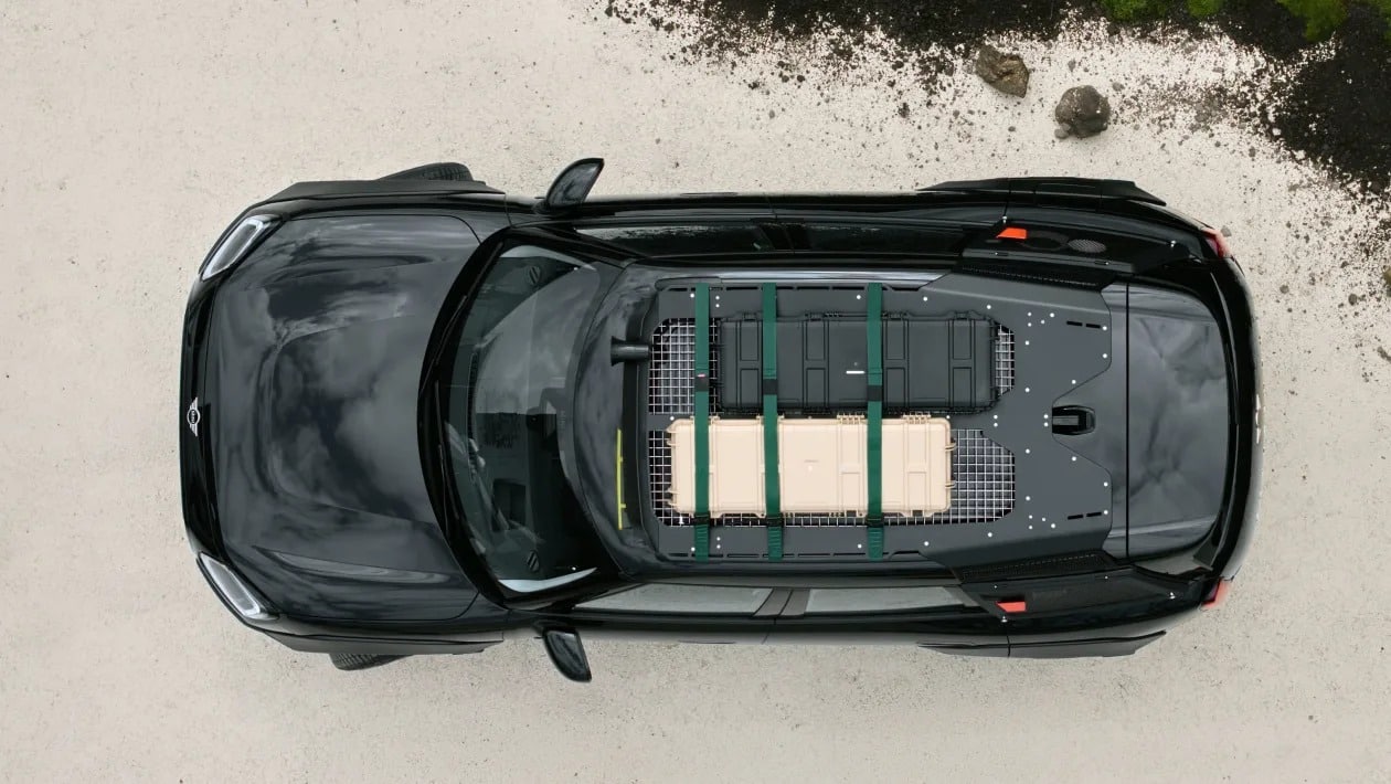 Αυτό το MINI δεν το οδηγείς… το ακούς!