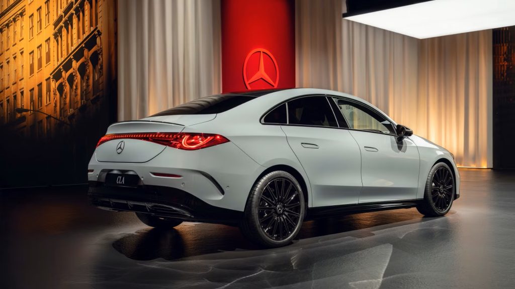 Mercedes-Benz CLA Hybrid: Η υβριδική τεχνολογία της νέας εποχής