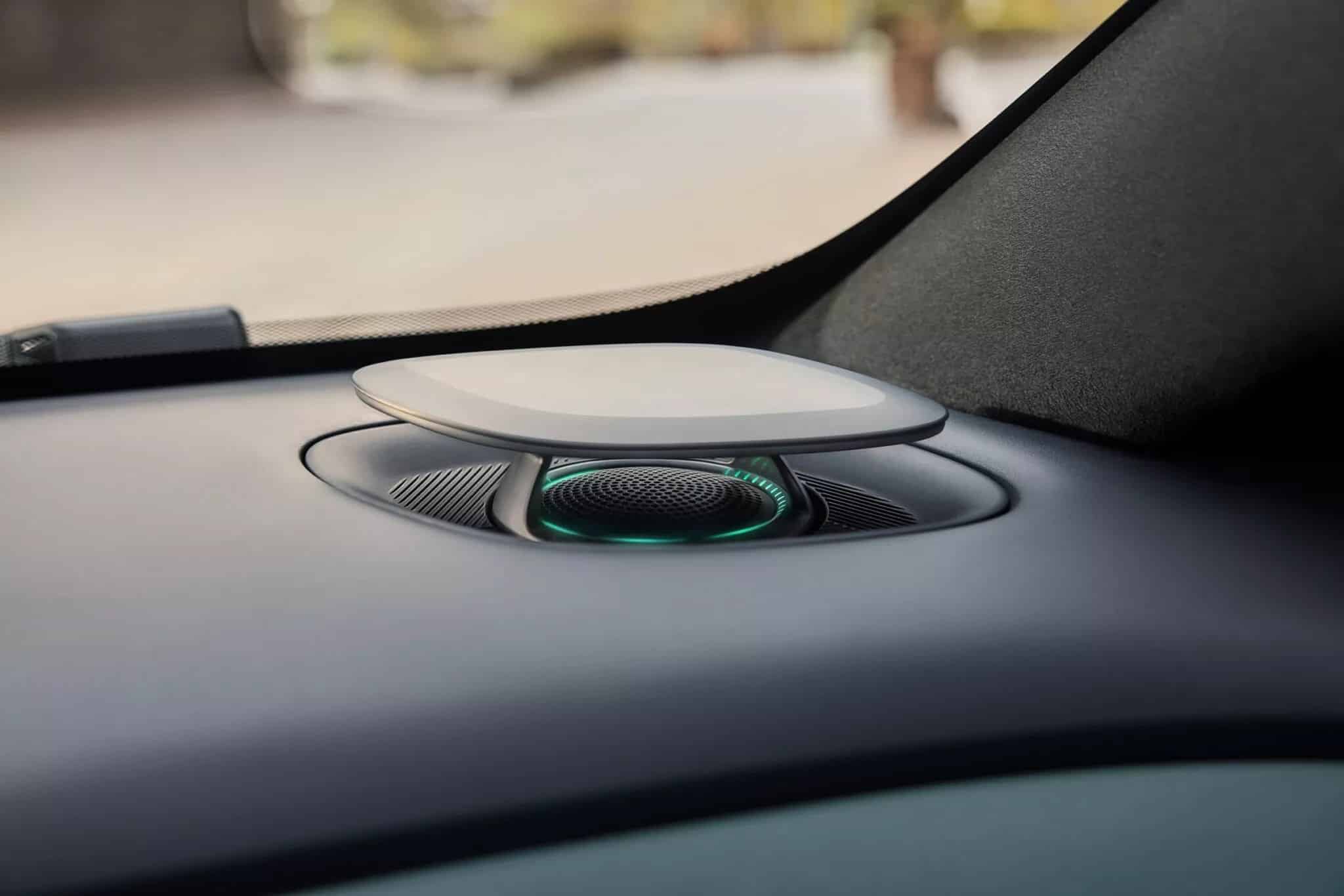 Το Nissan Primera επιστρέφει και μπαίνει στη πρίζα