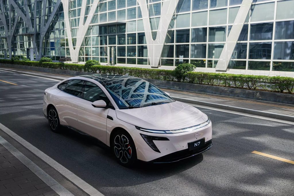 Το Nissan Primera επιστρέφει και μπαίνει στη πρίζα