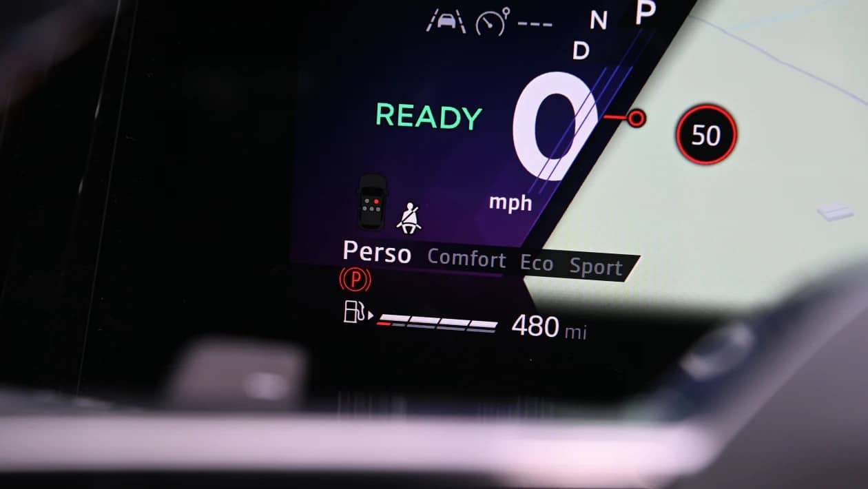 Renault Austral Hybrid: Το SUV που υπόσχεται τα πάντα, αλλά μπορεί να ξεπεράσει τον ανταγωνισμό;