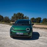 Renault Twingo E-Tech: French Kiss στην Ίμπιζα