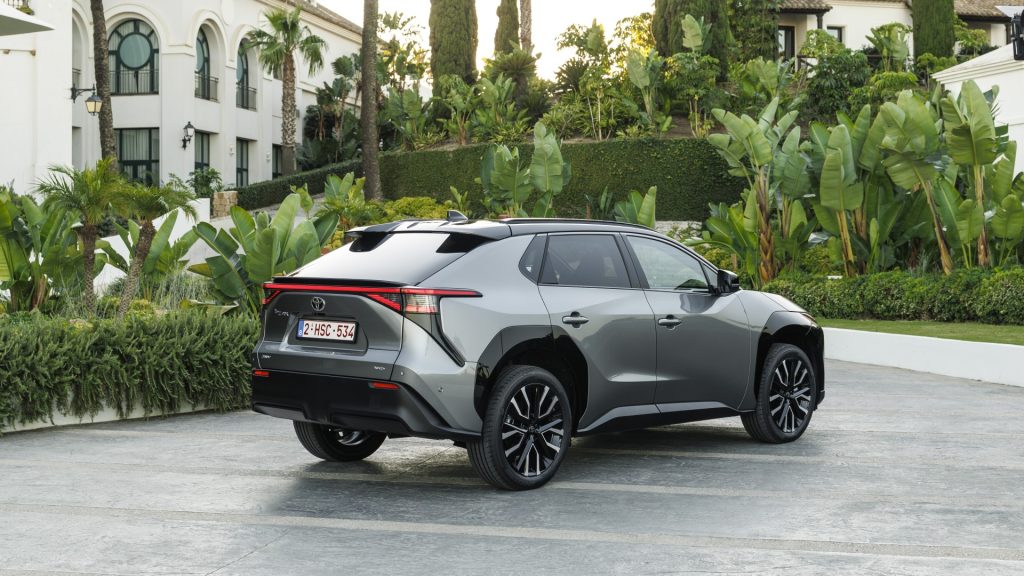 Toyota: Αύξηση 79% στις πωλήσεις ηλεκτρικών για το πρώτο 3μηνο του 2026