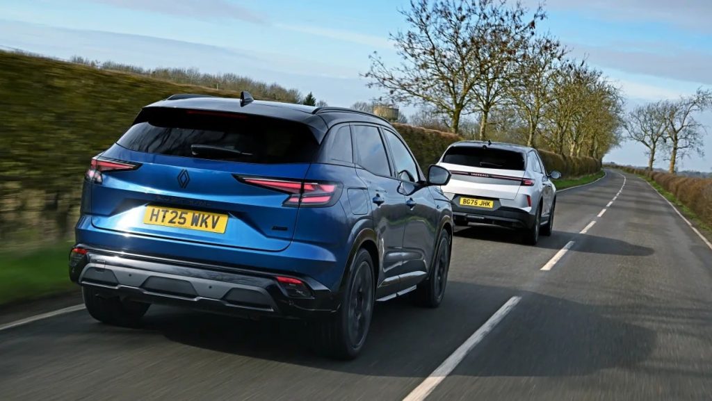 Renault Austral vs Opel Grandland: Ποιο υβριδικό SUV προσφέρει περισσότερα;