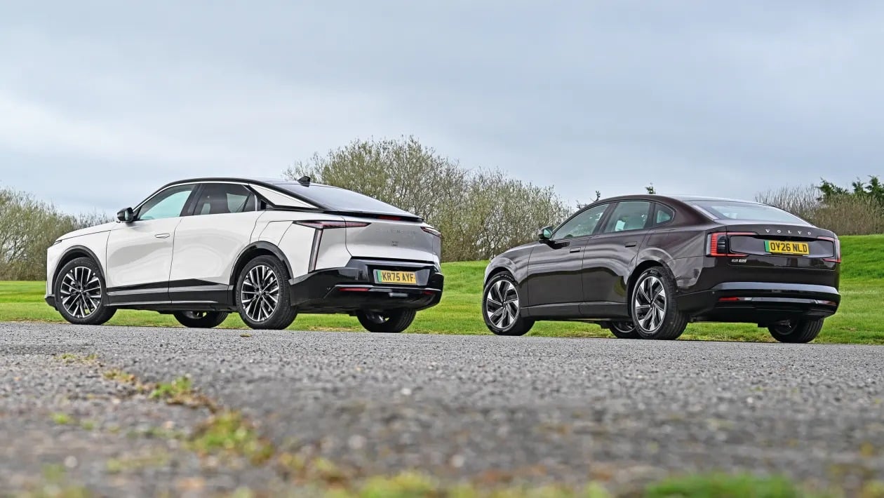 Volvo ES90 vs DS No8: Ηλεκτρικό «ντέρμπι για premium λιμουζίνες»