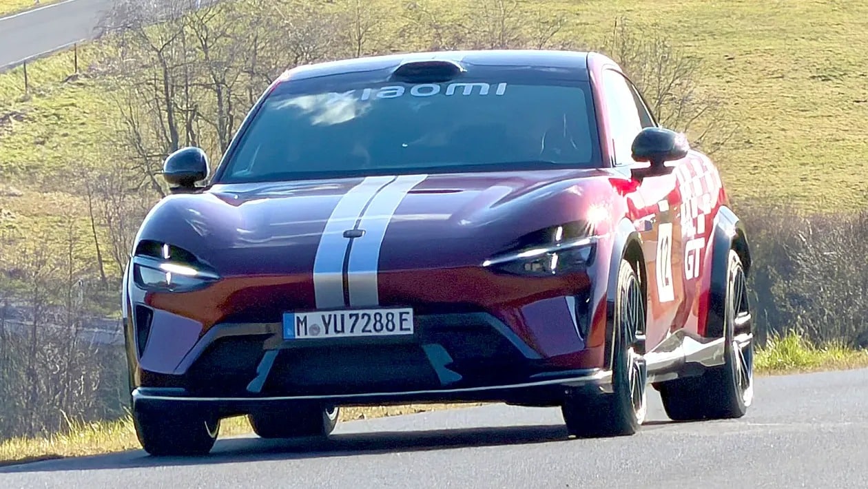 Το νέο Xiaomi YU7 GT μπορεί να μοιάζει με Ferrari Purosangue αλλά έχει πολύ περισσότερη ισχύ