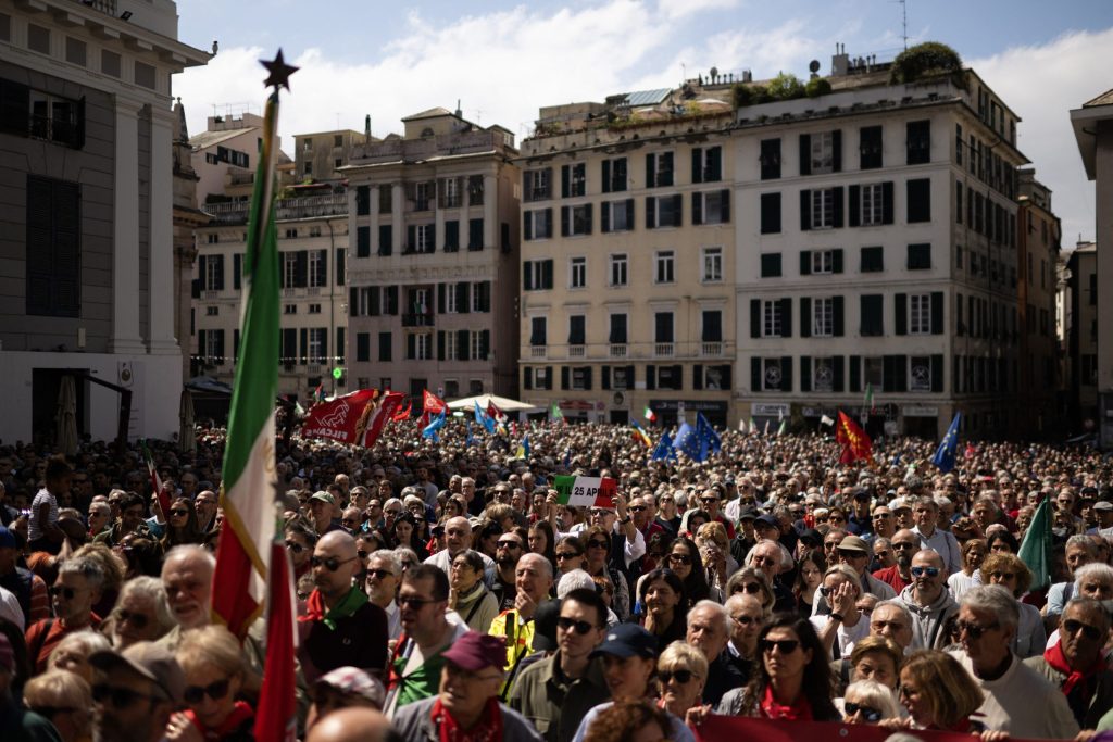 Τραυματίστηκε ζευγάρι στην Ιταλία – Eπίθεση αγνώστου με αεροβόλο σε διαδηλωτές της επετείου απελευθέρωσης της χώρας από τον ναζισμό και τον φασισμό