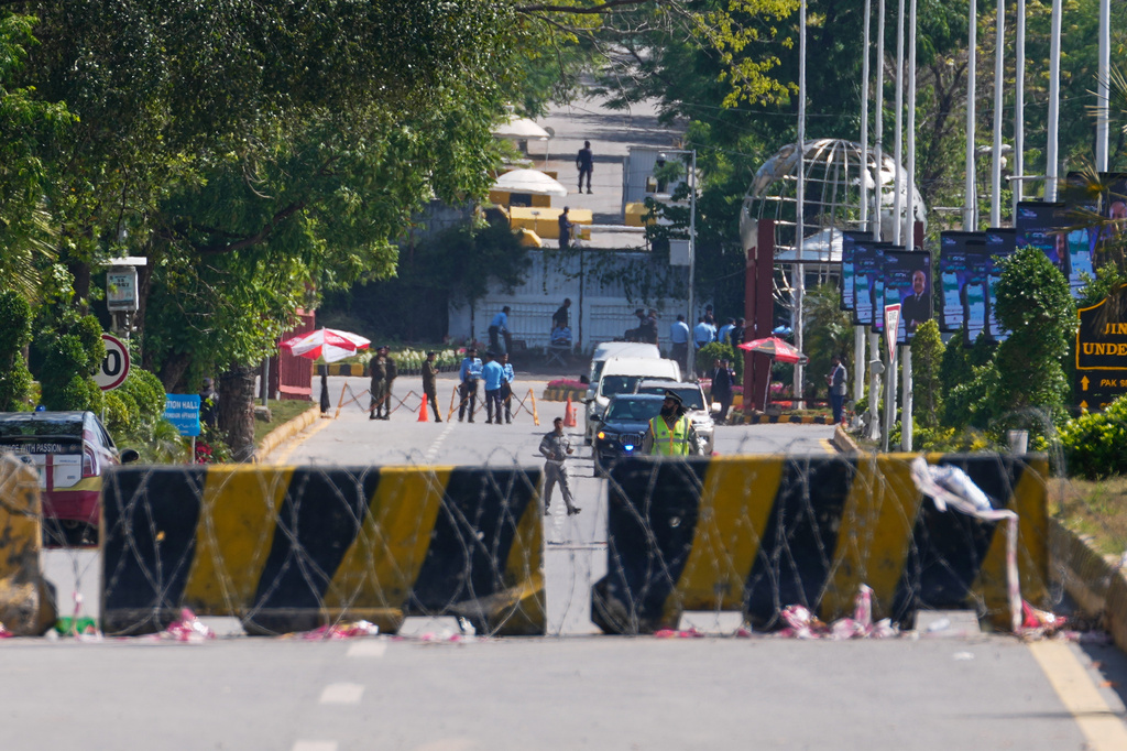 Ειρήνη ή νέα σύγκρουση ΗΠΑ – Ιράν: Κρίσιμες συνομιλίες στο Πακιστάν υπό την απειλή «τορπιλισμού» από τα ισραηλινά πλήγματα στον Λίβανο