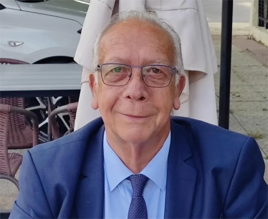 Σήμα αγωνίας λόγω πολέμου από τα τουριστικά λεωφορεία