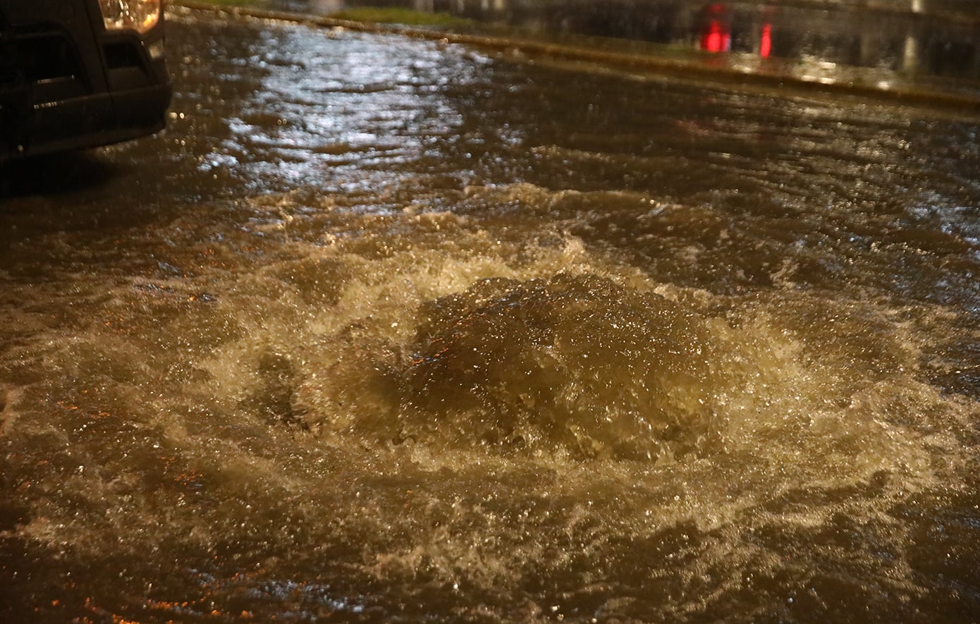 Σε κόκκινο συναγερμό η Στερεά Ελλάδα για την κακοκαιρία – Μήνυμα 112 και έκτακτα μέτρα