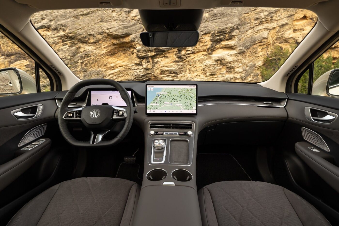 MG MGS6 EV: Το ηλεκτρικό SUV που τα κάνει όλα σωστά… εκτός από ένα!