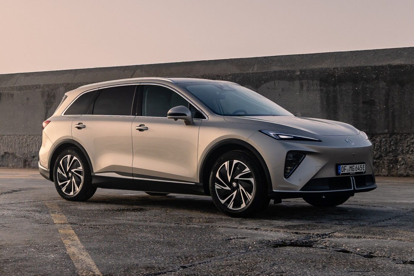 MG MGS6 EV: Το ηλεκτρικό SUV που τα κάνει όλα σωστά… εκτός από ένα!