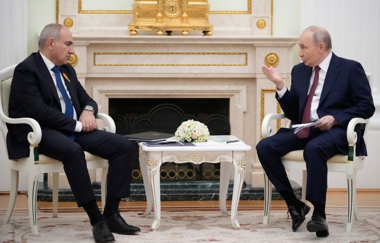 «Η ένταξη της Αρμενίας στην ΕΕ είναι απλούστατα αδύνατη», τόνισε ο Πούτιν στον Πασινιάν