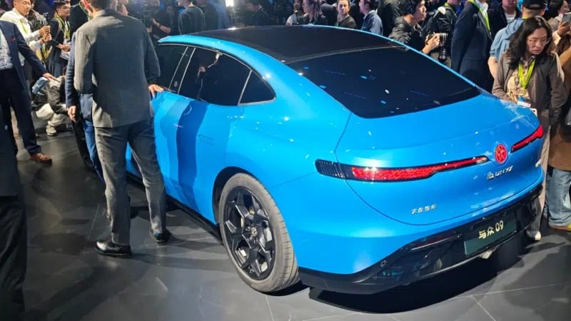 Η Volkswagen «χτυπά» την Κίνα με δύο νέα ηλεκτρικά «όπλα»