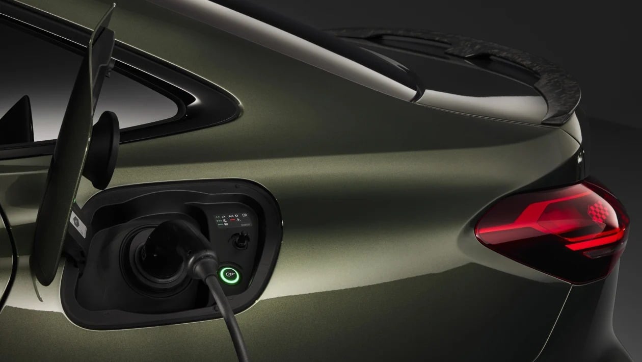 Το νέο Audi RS 5 PHEV αποκαλύφθηκε: 630 PS, 0-100 σε 3,6 δλ. με... αλμυρή τιμή 