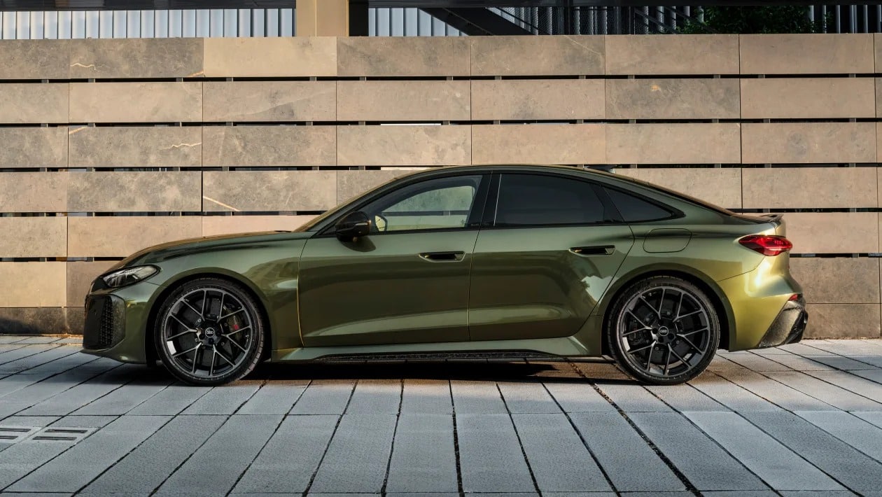 Το νέο Audi RS 5 PHEV αποκαλύφθηκε: 630 PS, 0-100 σε 3,6 δλ. με... αλμυρή τιμή 