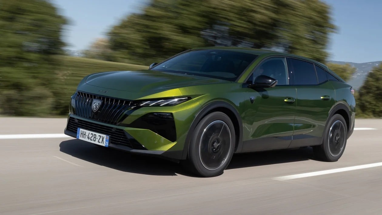 Το νέο Peugeot E-408 δημιουργεί δική του κατηγορία