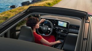 Νέο Renault 4 Plein Sud: Ανοιχτή οροφή, 150 ίπποι και 392 km αυτονομία