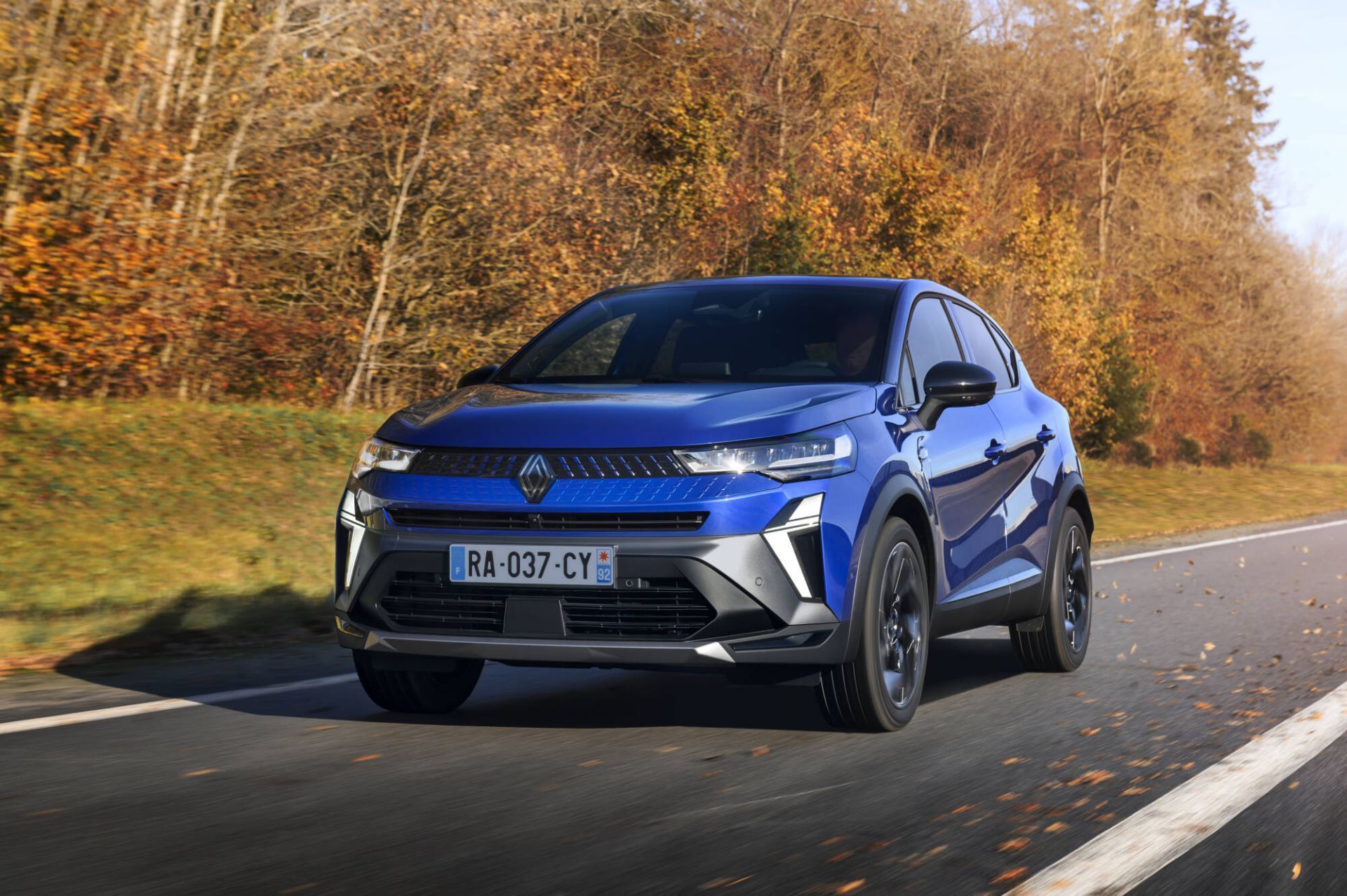 Δοκιμάζουμε το νέο Renault Captur E-Tech των 160 ίππων