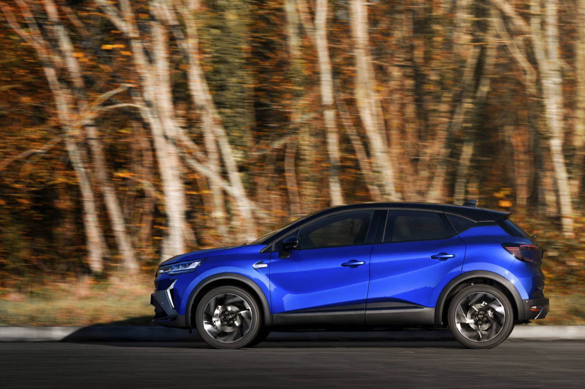 Δοκιμάζουμε το νέο Renault Captur E-Tech των 160 ίππων